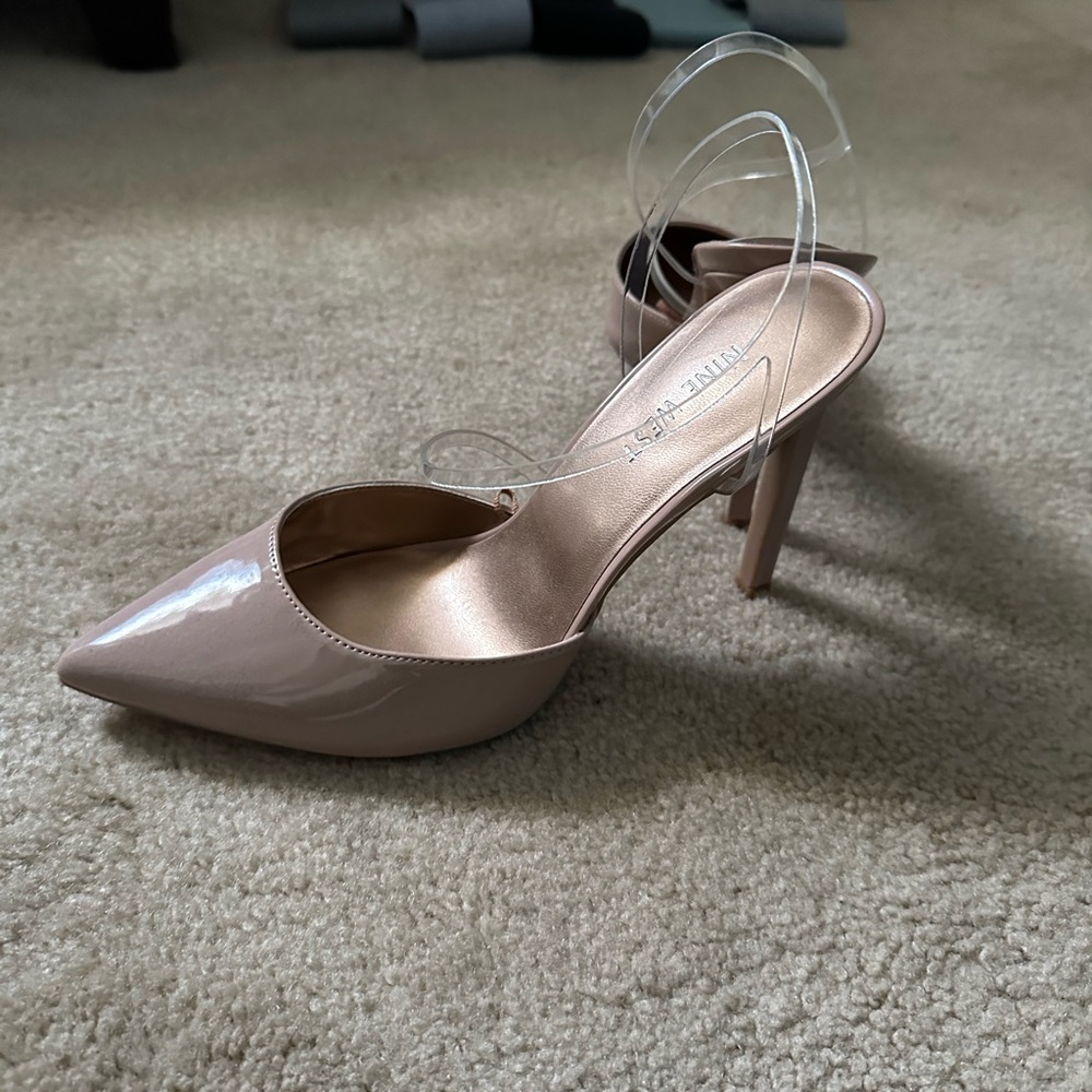 New, size 8 Nine West Heels